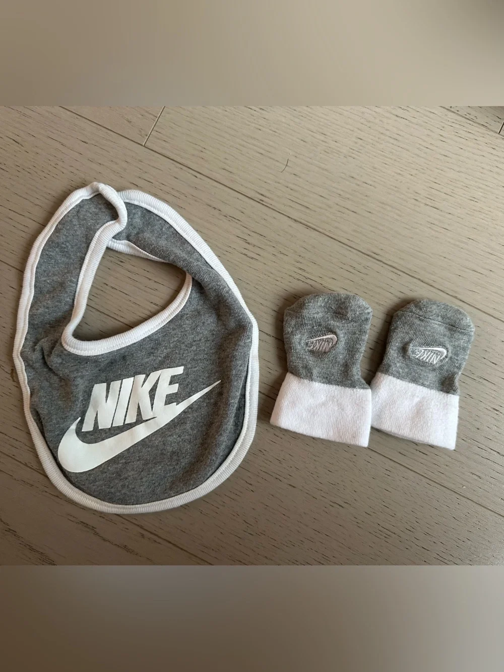 Nike Grey and White Infant Bib with Matching Booties